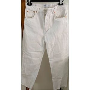 Zara White Cropped Mom Jeans